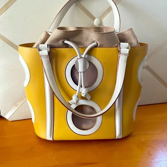 Salvatore Ferragamo | Bags | Salvatore Ferragamo Vintage  display picture 3